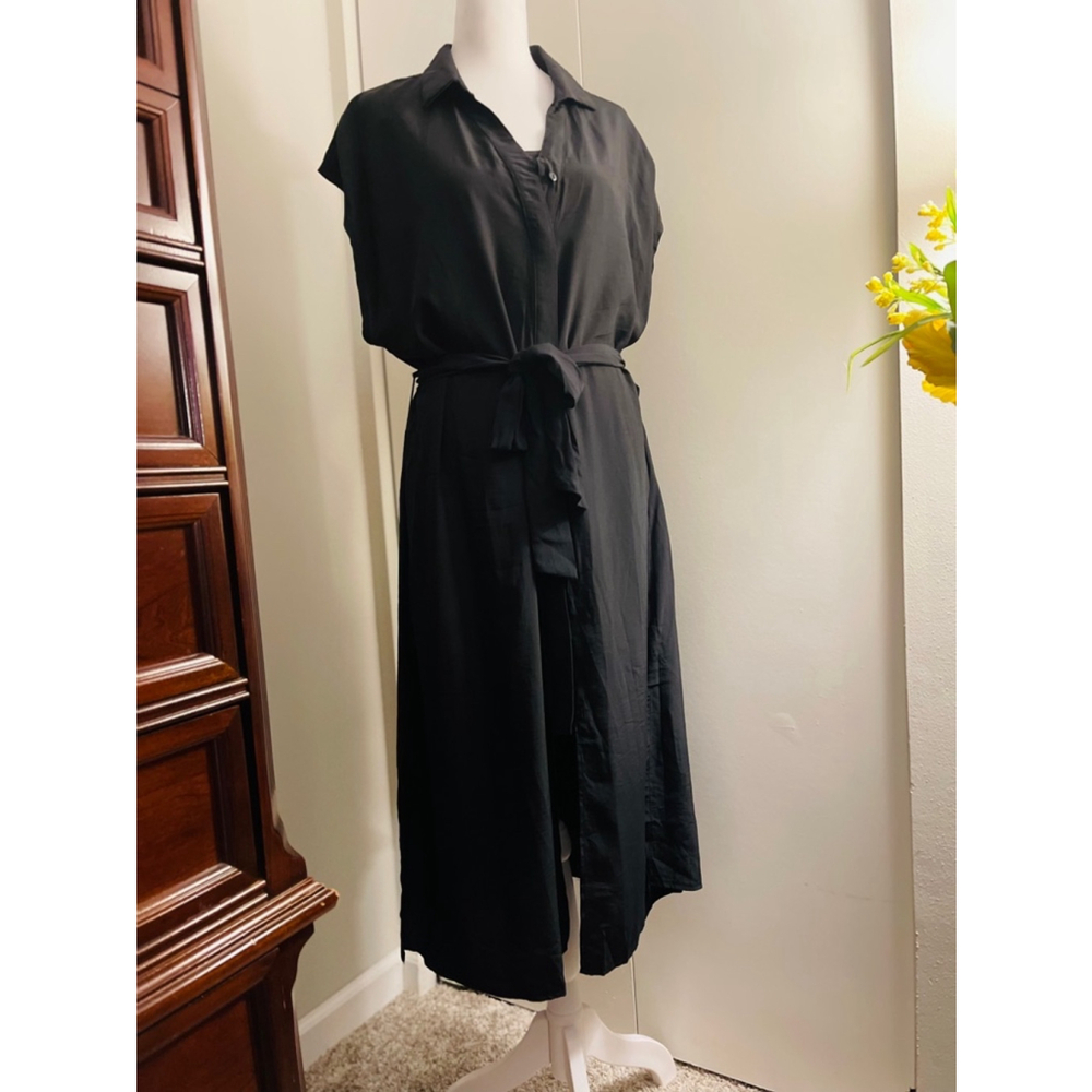 Women's Bishop + Young Black Midi Dress Size M